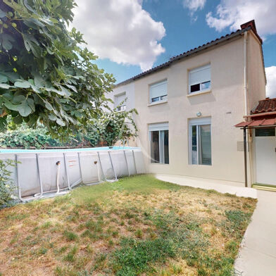Maison 4 pièces 240000 €