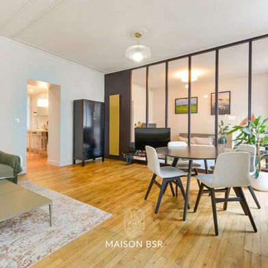 Appartement 3 pièces 372750 €