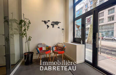 Bureaux professionnels - LYON 6ème — photo du bien