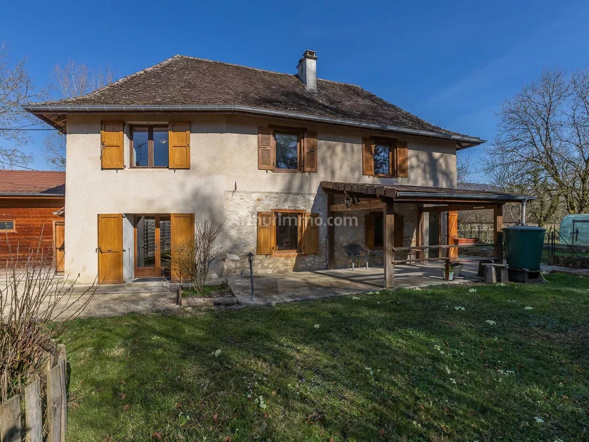 Maison 5 pièces 120 m² · à Groslée-Saint-Benoit · 120 m² · 232 000 €