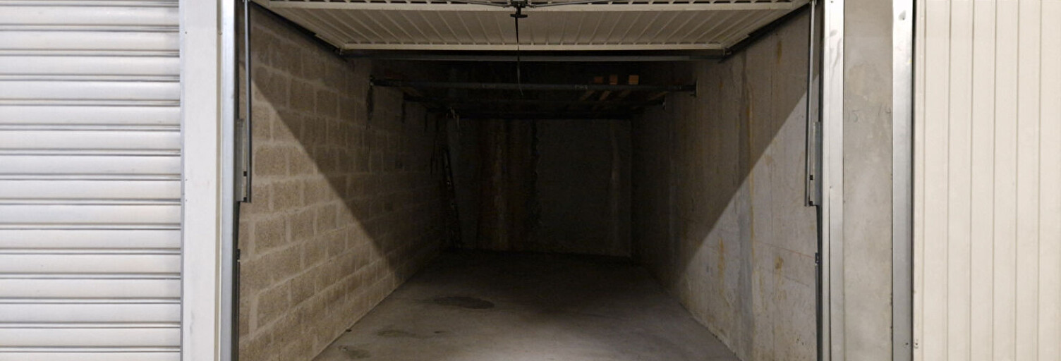 Garage  19 m² à vendre à Marseille 8 (13008)