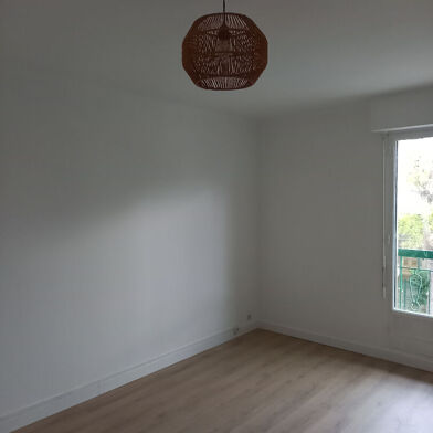 Appartement 1 pièces 550 €