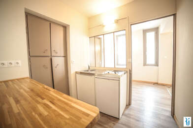 Appartement 1 pièces 520 €
