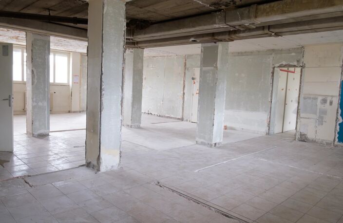 MUR A VENDRE  140 m² — photo 3