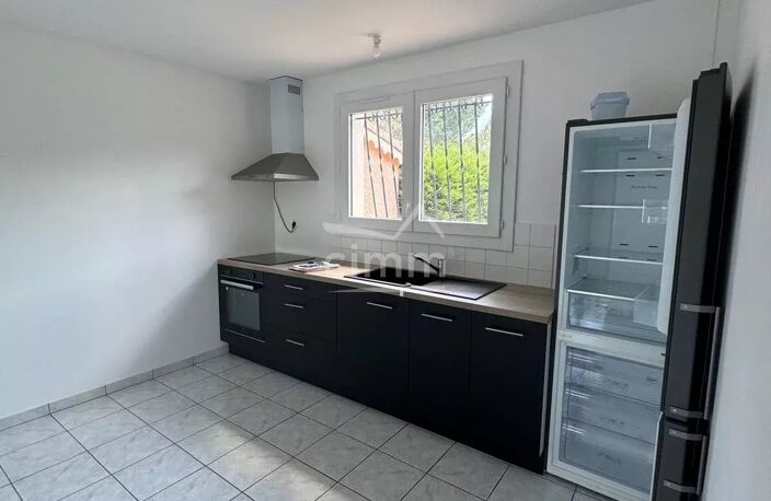 Maison T2 avec garage — photo 3