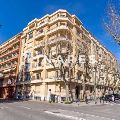 Appartement 4 pièces 729000 €