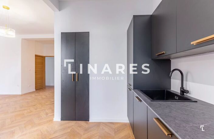 LE JOURDAN - Appartement T4 de 83m2 - Balcon - 13100 AIX CENTRE — photo 4