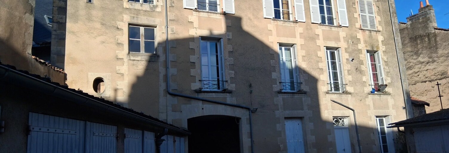 Maison 14 Pièces 400 m² à vendre à Poitiers (86000)