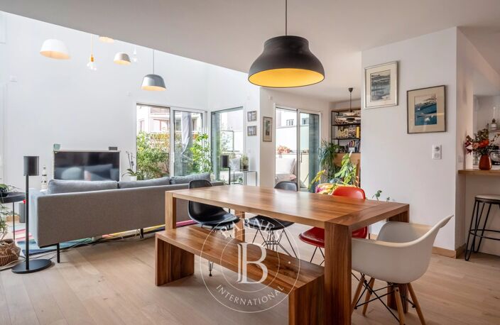Lyon 8ème - Appartement de 116,58 m² - 3 Chambres - 2 Terrasses - Garage — photo 4