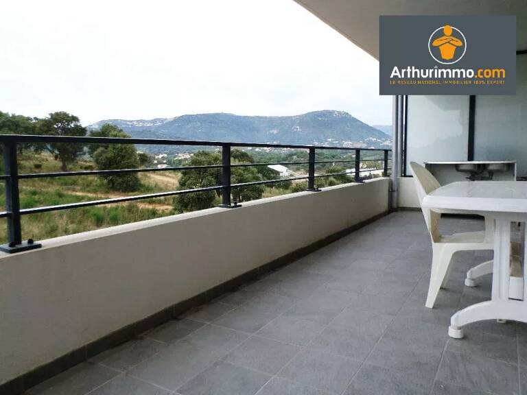 Proche  hospital Ajaccio location T2 vide 42 m² — photo 1