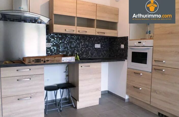 Proche  hospital Ajaccio location T2 vide 42 m² — photo 3
