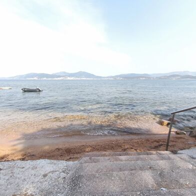 Appartement 1 pièces 210000 €