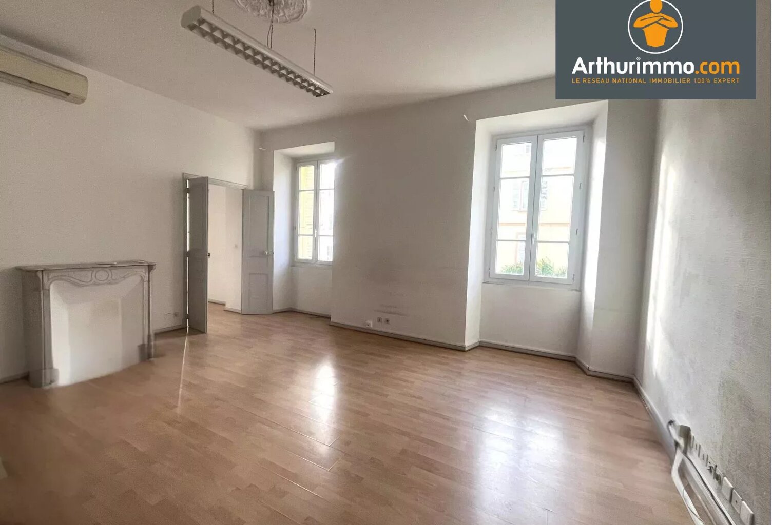 Vente Ajaccio T7 centre ville — photo 1