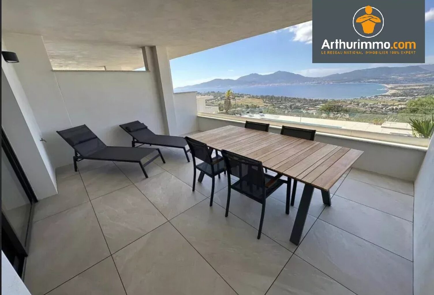 Porticcio : appartement T2 avec terrasse — photo 1