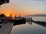 HOTEL RESTAURANT PIEDS DANS L'EAU - CORSE DU SUD — photo 2