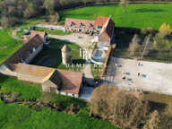 DOMAINE EQUESTRE - GITES SUR 1,9 HECTARES — photo 2