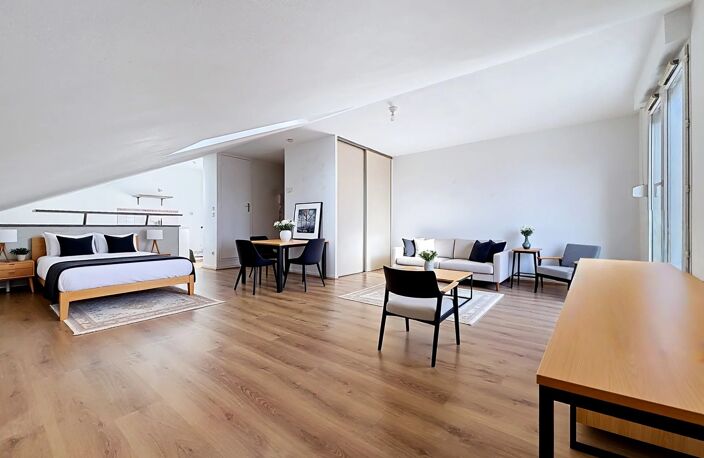 Studio 31 m2 lumineux avec balcon- Evry-Courcouronnes - Box fermé - Proche commodités — photo 3