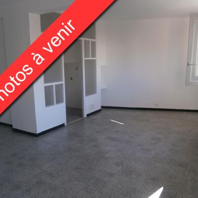 Appartement 3 pièces 803 €