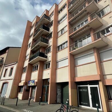 Appartement 3 pièces 803 €