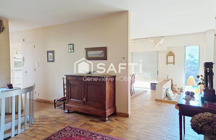 Belle maison familiale de plain pied sur un terrain de plus de 1500 m2 — photo 4