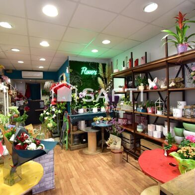 Commerce 3 pièces 64900 €