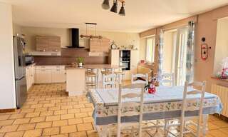 Maison 7 Pièces 224 m² à vendre à Rioz (70190)