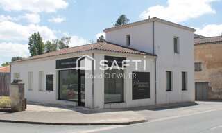 Immeuble  180 m² à vendre à Saint-Genis-de-Saintonge (17240)