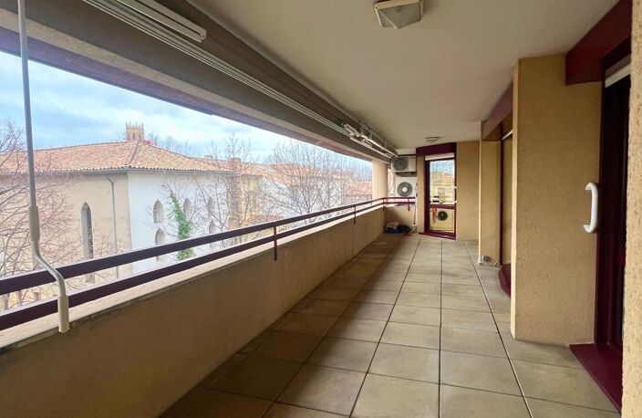 Vente appartement 4 pièces 117 m² Aix-en-Provence (13100) — photo 2