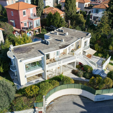 Maison 8 pièces 840000 €