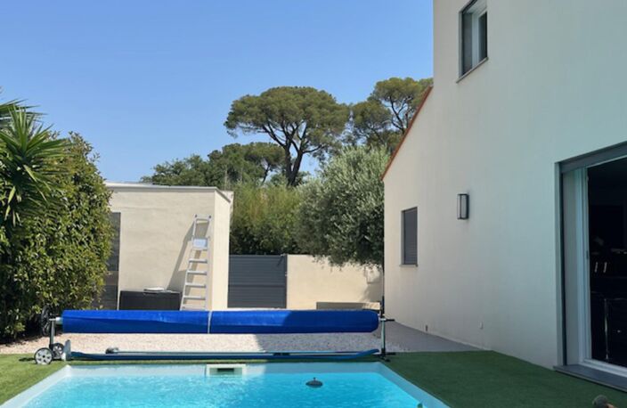 Vente maison 6 pièces 143 m² Perpignan (66000) — photo 2