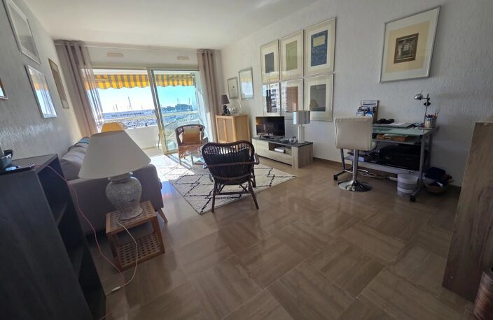 EXCLUSIVITE 2 PIECES DUCAL PLUS CAVE — photo 4