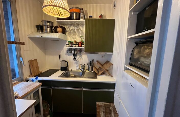 Appartement F1 de 33 m2 - Paris 11è (Folie Méricourt) — photo 5