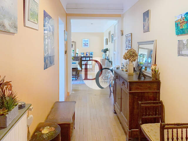Appartement proche Gare et Commerces à pied — photo du bien
