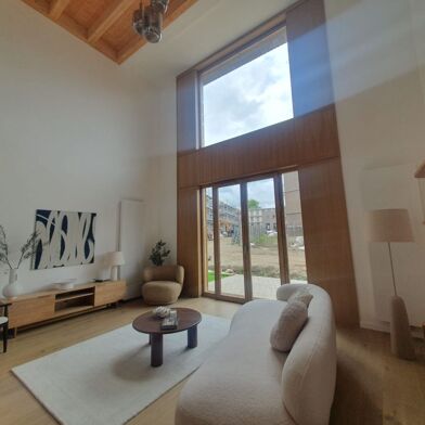 Appartement 5 pièces 446000 €