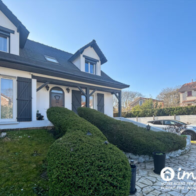 Maison 9 pièces 499000 €