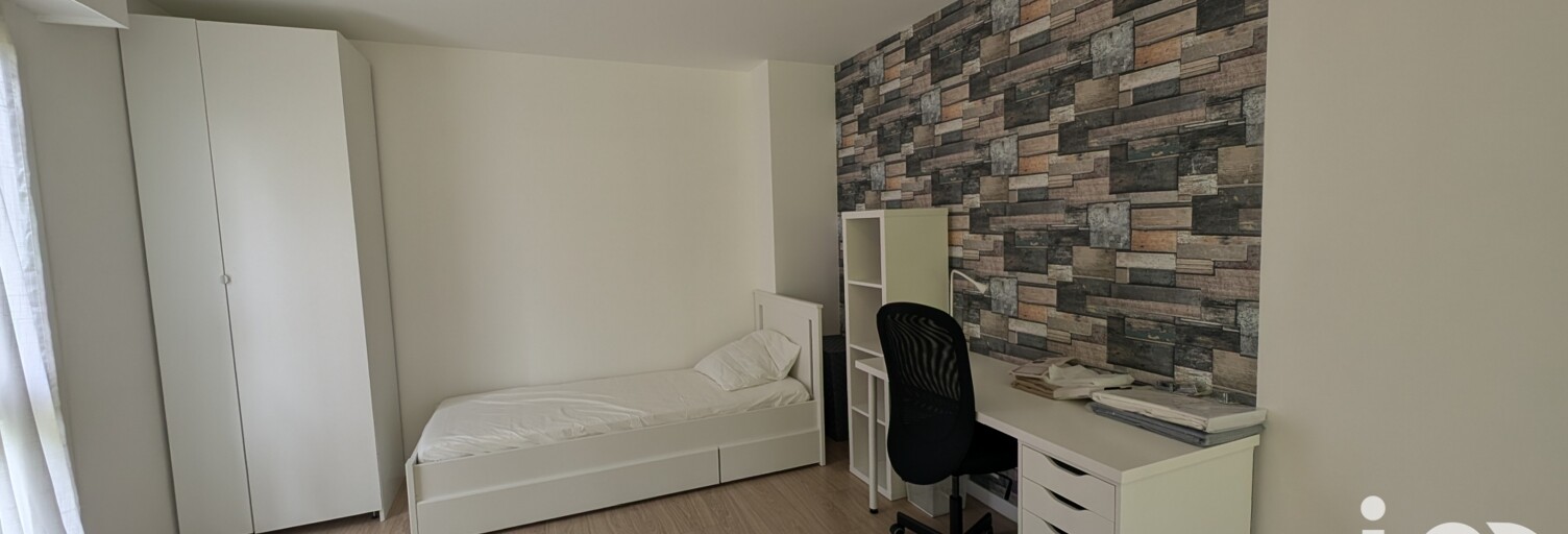 Appartement 1 Pièce 19 m² à louer à Les Ulis (91940)