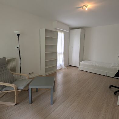 Appartement 1 pièces 650 €