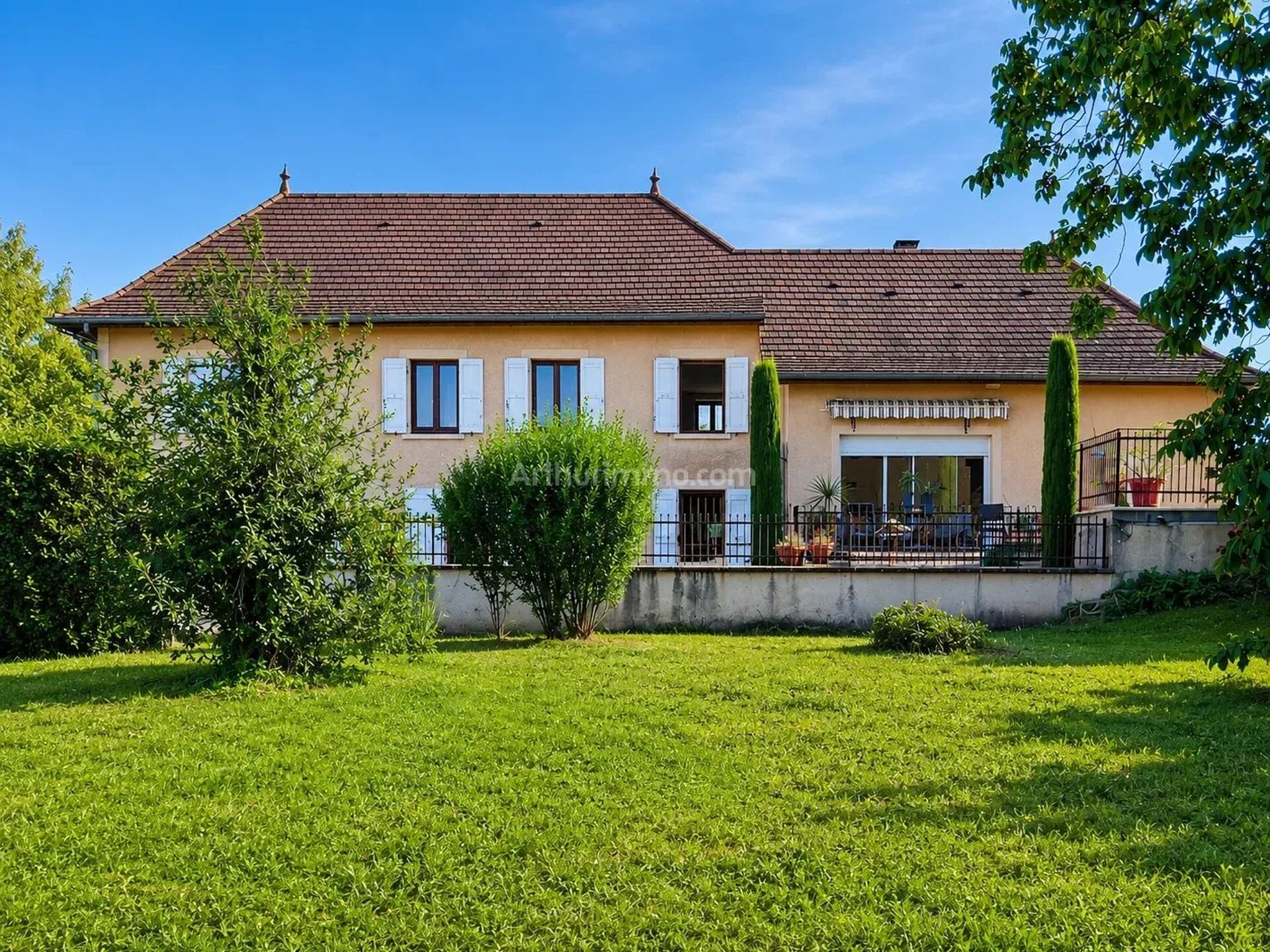 Maison 6 pièces 166 m² · à Romagnieu · 166 m² · 359 500 €