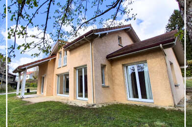 Maison 5 pièces 1650 €