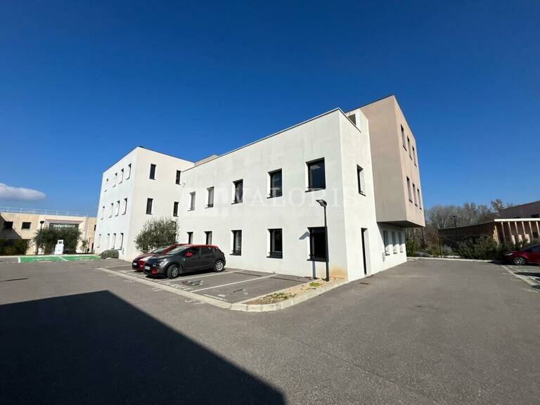 BUREAUX à LOUER — photo 1