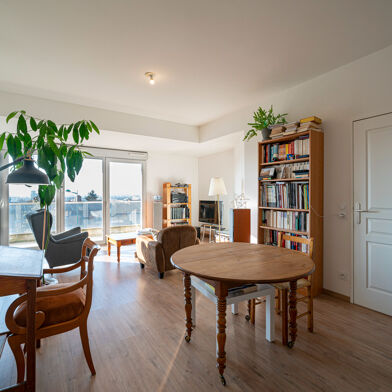 Appartement 3 pièces 219300 €