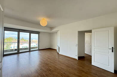 Appartement 3 pièces 219300 €