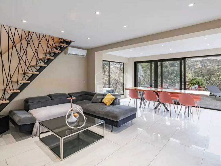 Superbe maison familiale clé en main avec vue nature à Cagnes-sur-Mer — photo 1