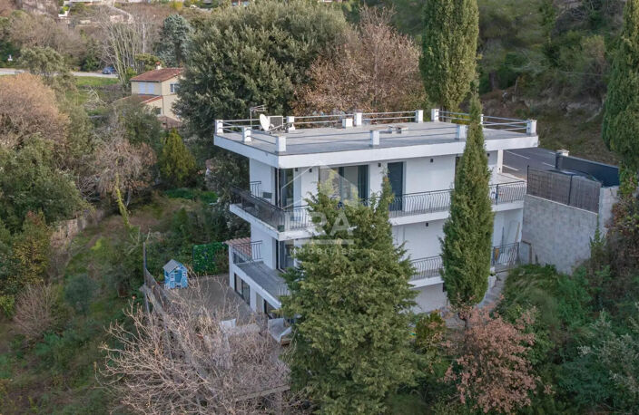 Superbe maison familiale clé en main avec vue nature à Cagnes-sur-Mer — photo 4