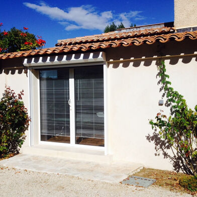 Appartement 2 pièces 840 €