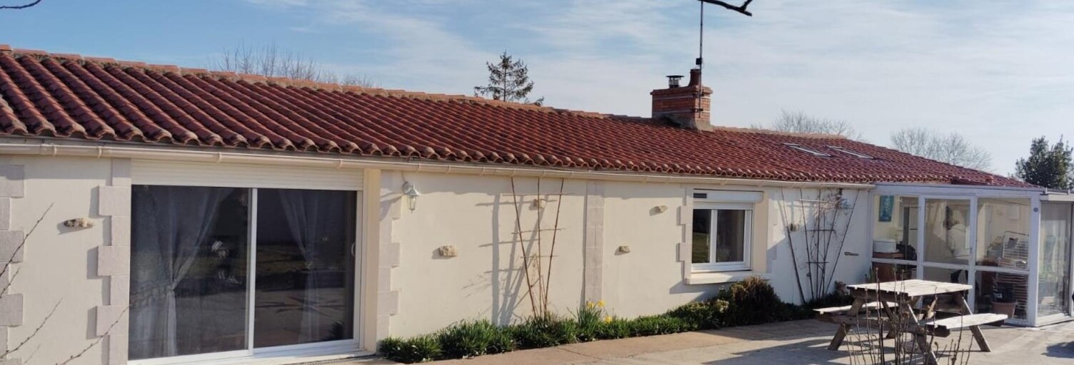 Maison 4 Pièces 110 m² à vendre à Vouillé-les-Marais (85450)