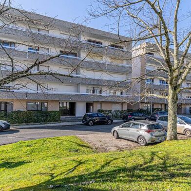 Appartement 4 pièces 293216 €