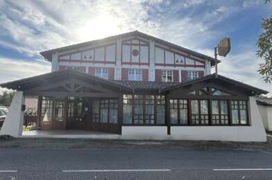 Maison 14 pièces 140400 €