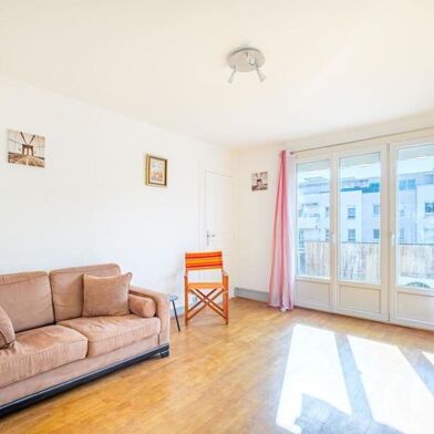 Appartement 3 pièces 179655 €