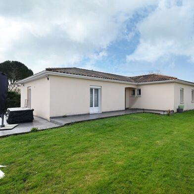 Maison 5 pièces 400140 €